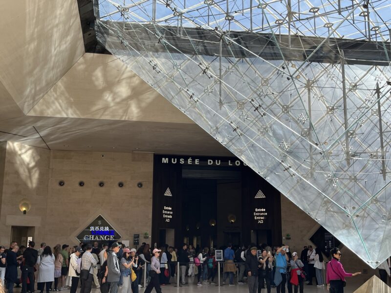 ルーヴル美術館カルーゼル入口1
